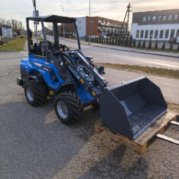 Minilaadur MULTIONE 1,5T/A (kinnise kabiiniga)